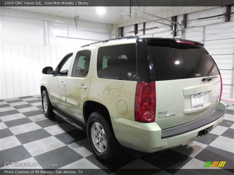 Gold Mist Metallic / Ebony 2009 GMC Yukon SLE