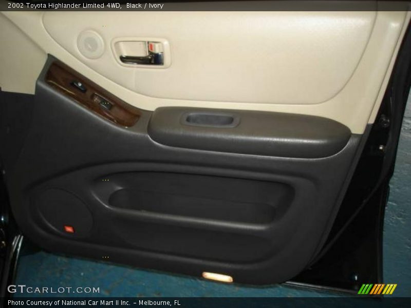 Black / Ivory 2002 Toyota Highlander Limited 4WD