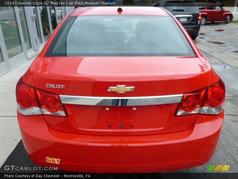 Red Hot / Jet Black/Medium Titanium 2014 Chevrolet Cruze LS