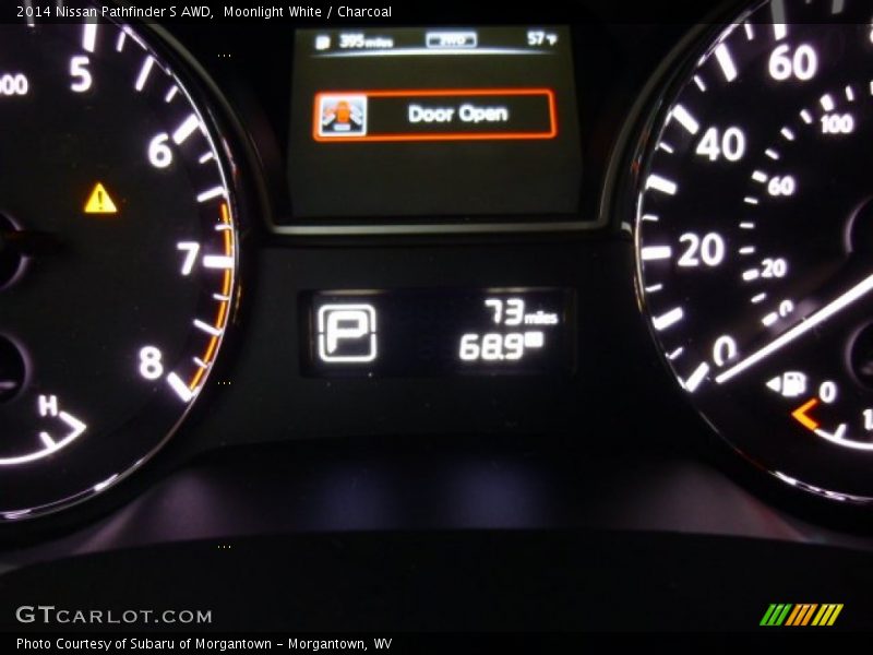 Moonlight White / Charcoal 2014 Nissan Pathfinder S AWD