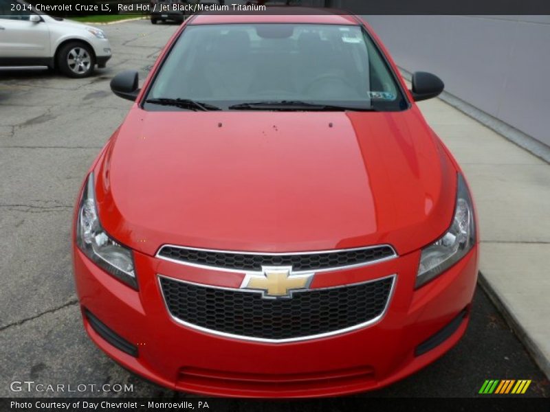 Red Hot / Jet Black/Medium Titanium 2014 Chevrolet Cruze LS