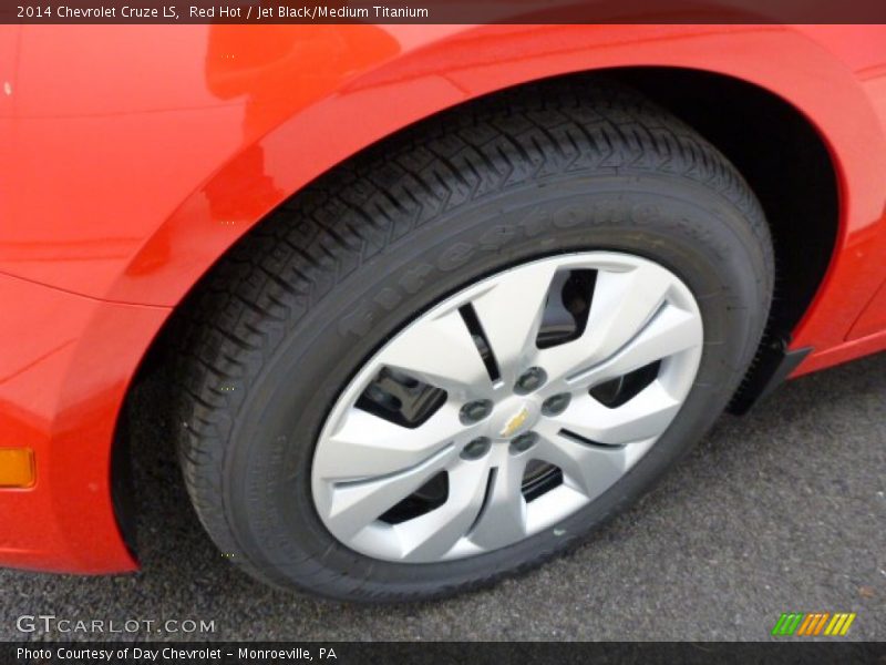Red Hot / Jet Black/Medium Titanium 2014 Chevrolet Cruze LS