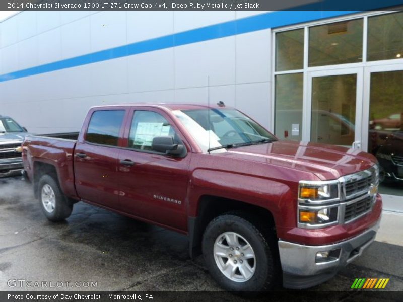 Front 3/4 View of 2014 Silverado 1500 LT Z71 Crew Cab 4x4