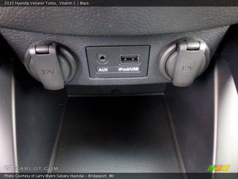 Vitamin C / Black 2013 Hyundai Veloster Turbo