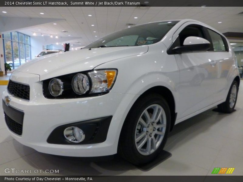 Front 3/4 View of 2014 Sonic LT Hatchback