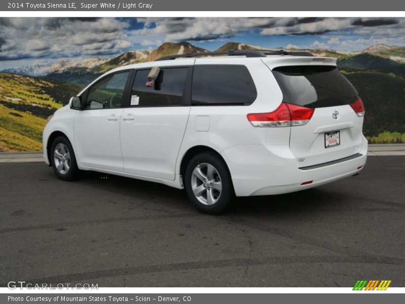 Super White / Light Gray 2014 Toyota Sienna LE