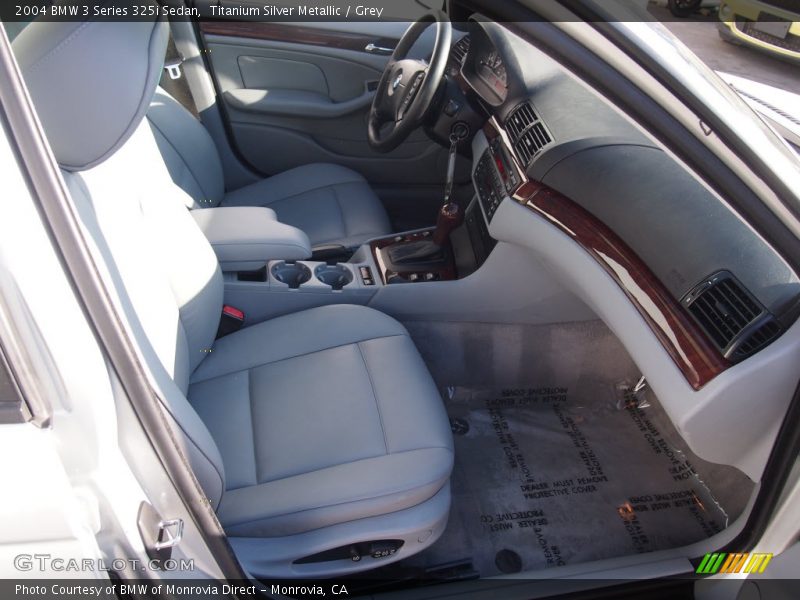 Titanium Silver Metallic / Grey 2004 BMW 3 Series 325i Sedan