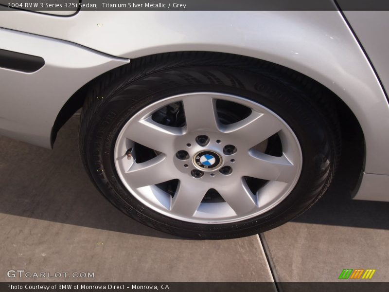 Titanium Silver Metallic / Grey 2004 BMW 3 Series 325i Sedan