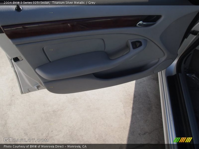 Titanium Silver Metallic / Grey 2004 BMW 3 Series 325i Sedan