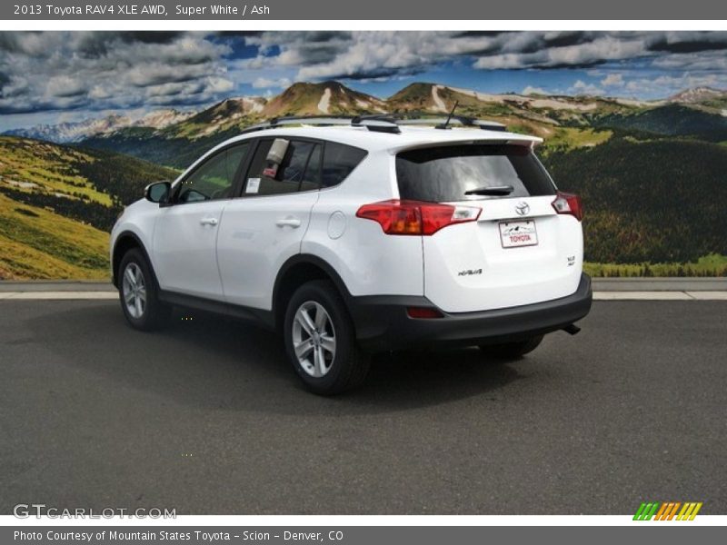 Super White / Ash 2013 Toyota RAV4 XLE AWD