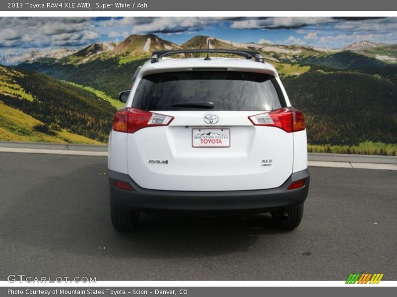 Super White / Ash 2013 Toyota RAV4 XLE AWD