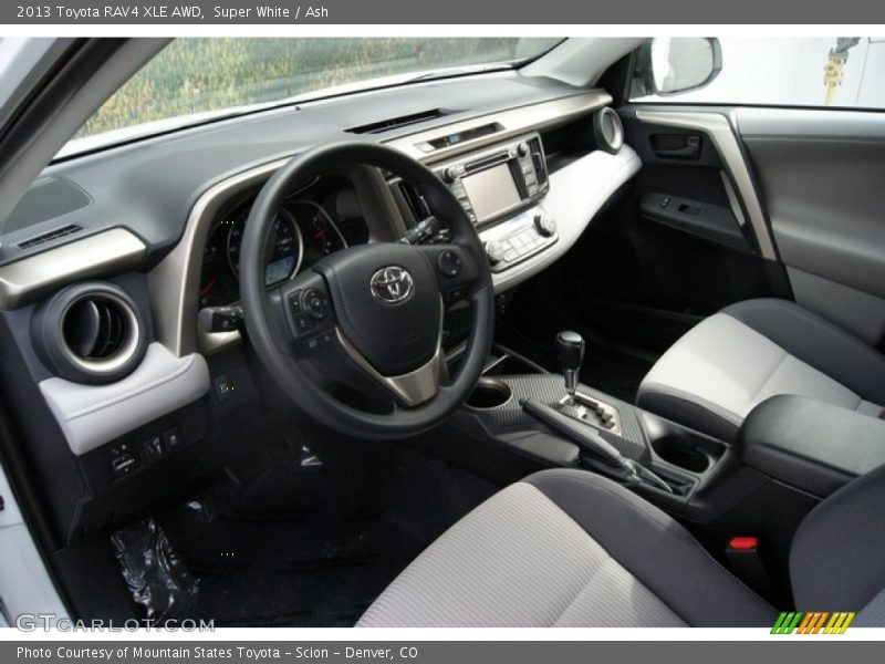 Super White / Ash 2013 Toyota RAV4 XLE AWD