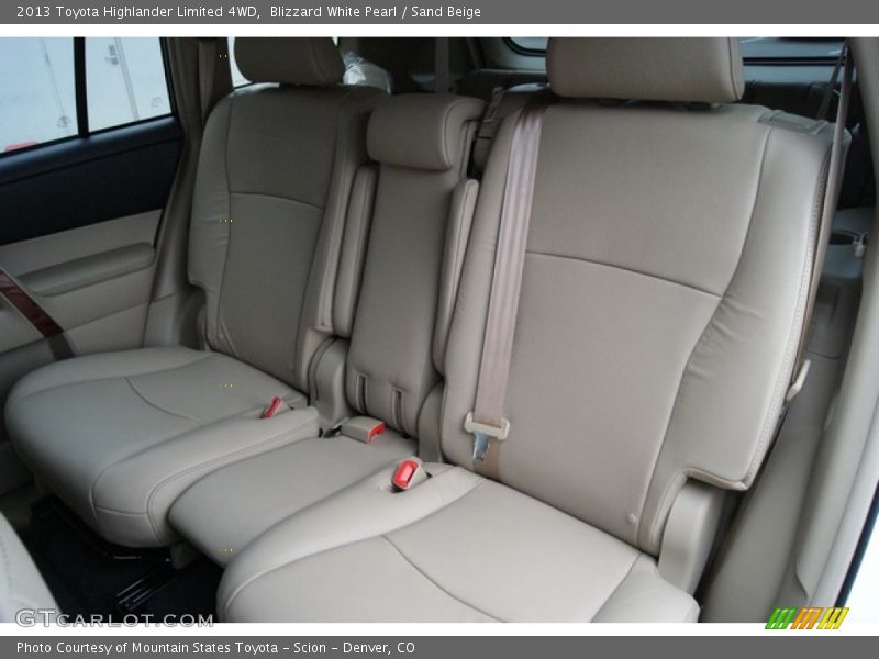 Blizzard White Pearl / Sand Beige 2013 Toyota Highlander Limited 4WD