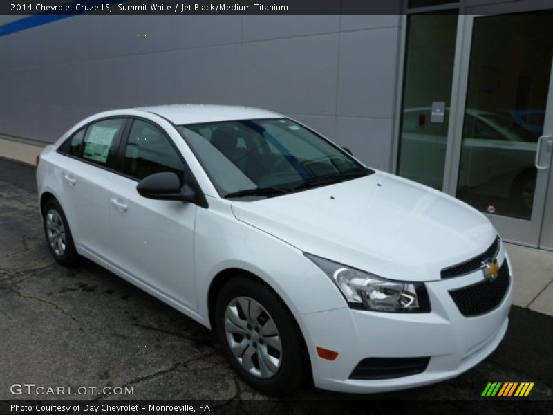 Summit White / Jet Black/Medium Titanium 2014 Chevrolet Cruze LS