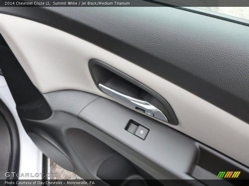 Summit White / Jet Black/Medium Titanium 2014 Chevrolet Cruze LS