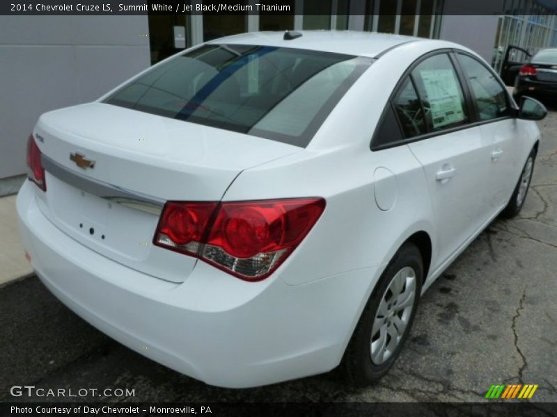 Summit White / Jet Black/Medium Titanium 2014 Chevrolet Cruze LS