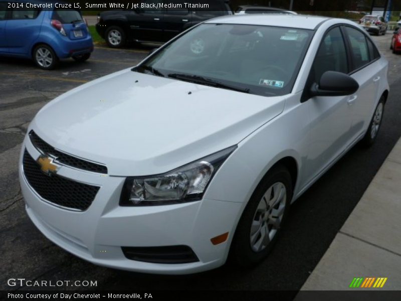 Summit White / Jet Black/Medium Titanium 2014 Chevrolet Cruze LS