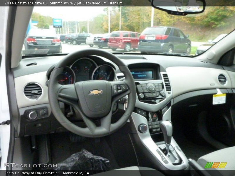 Summit White / Jet Black/Medium Titanium 2014 Chevrolet Cruze LS