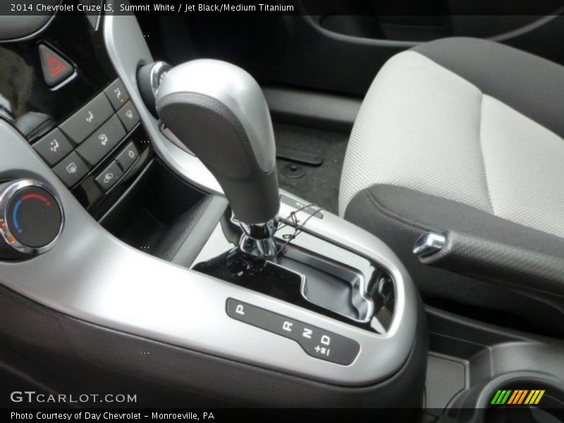 Summit White / Jet Black/Medium Titanium 2014 Chevrolet Cruze LS