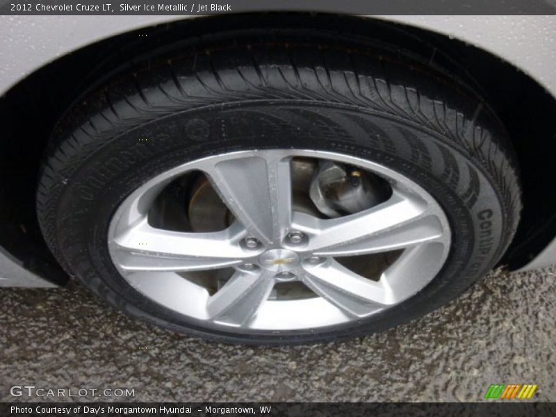 Silver Ice Metallic / Jet Black 2012 Chevrolet Cruze LT