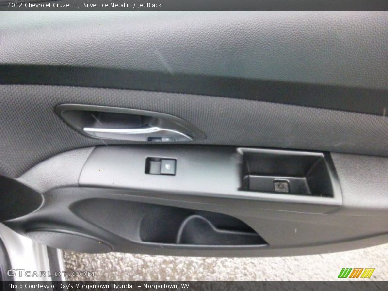 Silver Ice Metallic / Jet Black 2012 Chevrolet Cruze LT
