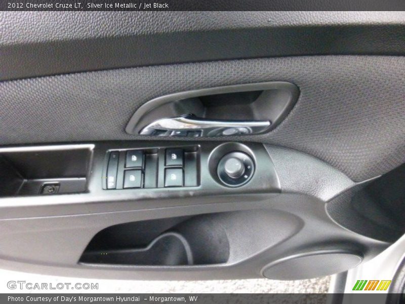Silver Ice Metallic / Jet Black 2012 Chevrolet Cruze LT