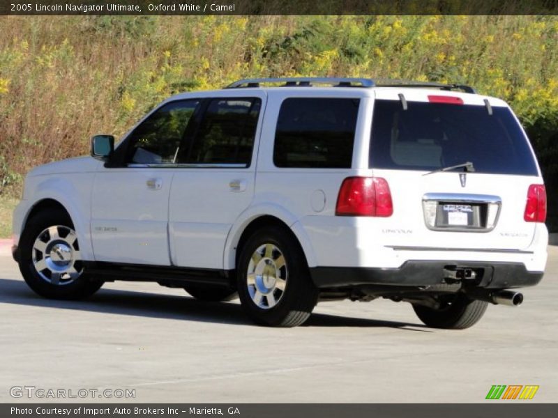 Oxford White / Camel 2005 Lincoln Navigator Ultimate