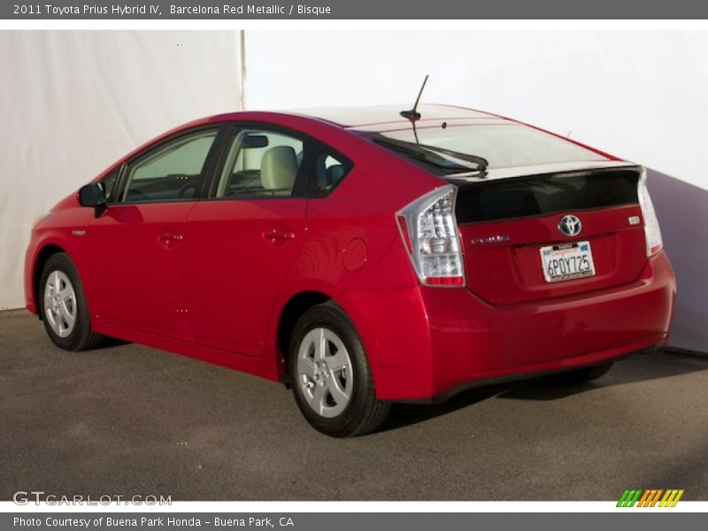 Barcelona Red Metallic / Bisque 2011 Toyota Prius Hybrid IV