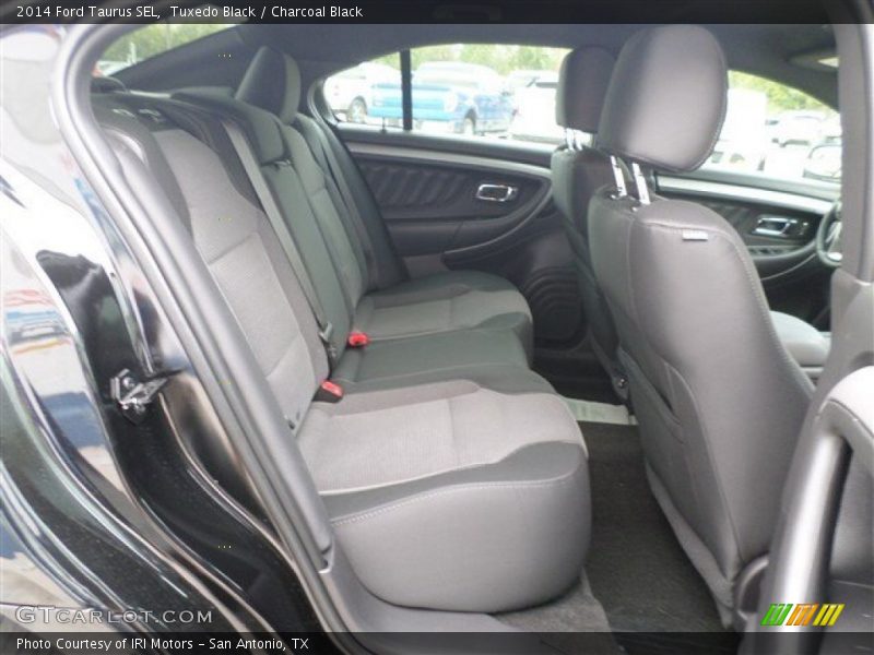 Tuxedo Black / Charcoal Black 2014 Ford Taurus SEL