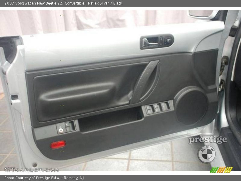 Reflex Silver / Black 2007 Volkswagen New Beetle 2.5 Convertible
