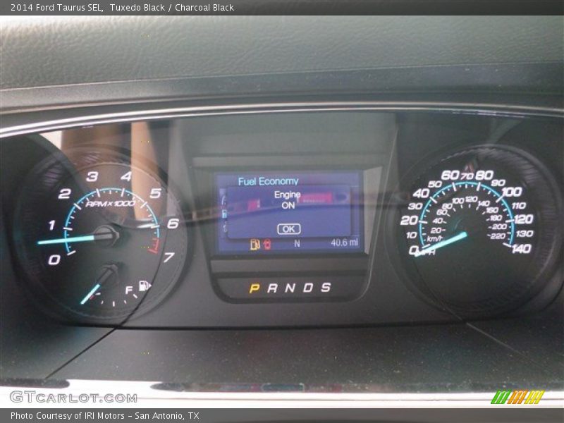 Tuxedo Black / Charcoal Black 2014 Ford Taurus SEL