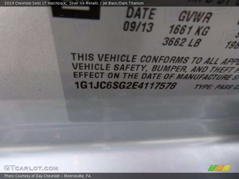 Silver Ice Metallic / Jet Black/Dark Titanium 2014 Chevrolet Sonic LT Hatchback