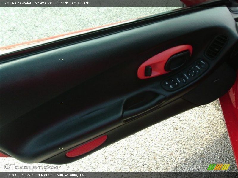 Torch Red / Black 2004 Chevrolet Corvette Z06