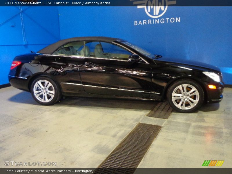 Black / Almond/Mocha 2011 Mercedes-Benz E 350 Cabriolet
