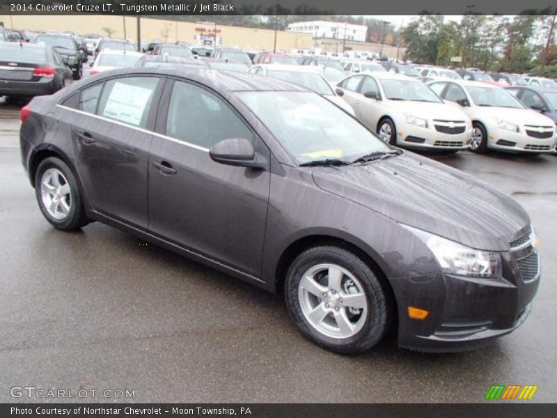 Tungsten Metallic / Jet Black 2014 Chevrolet Cruze LT