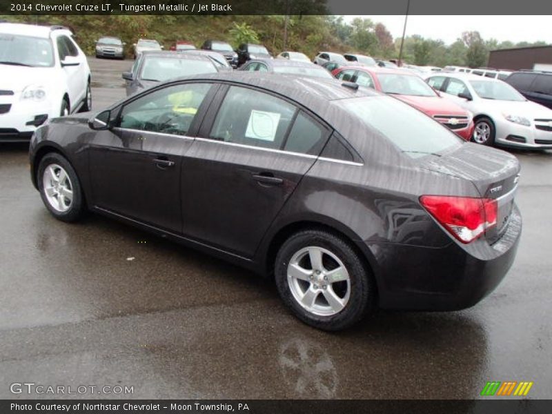 Tungsten Metallic / Jet Black 2014 Chevrolet Cruze LT