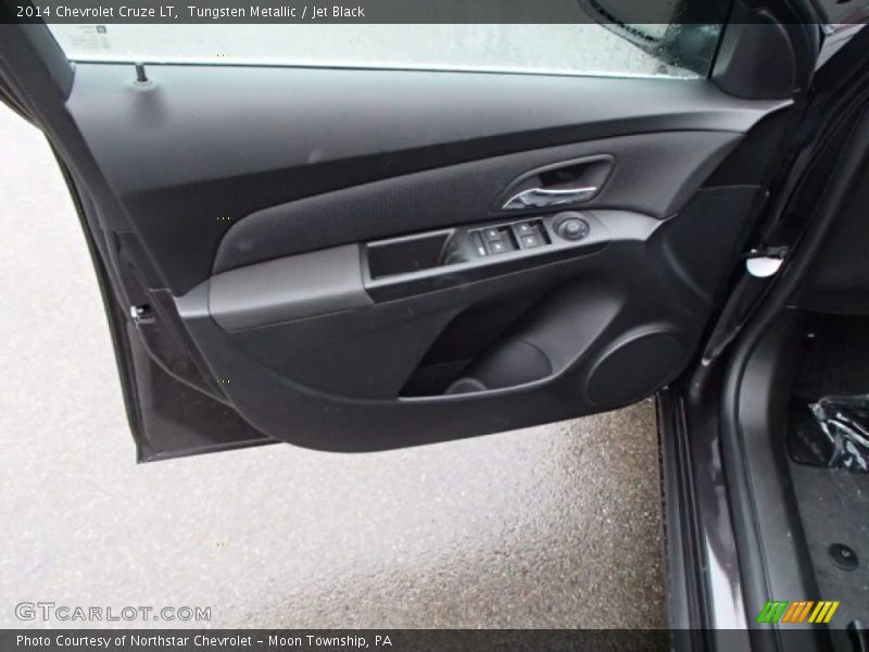 Tungsten Metallic / Jet Black 2014 Chevrolet Cruze LT