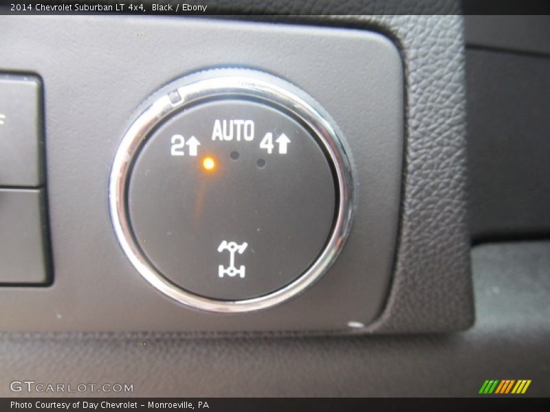 Black / Ebony 2014 Chevrolet Suburban LT 4x4
