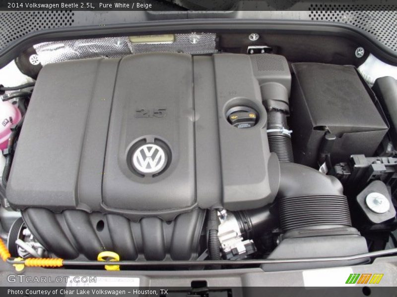 Pure White / Beige 2014 Volkswagen Beetle 2.5L