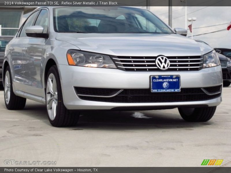 Reflex Silver Metallic / Titan Black 2014 Volkswagen Passat TDI SE