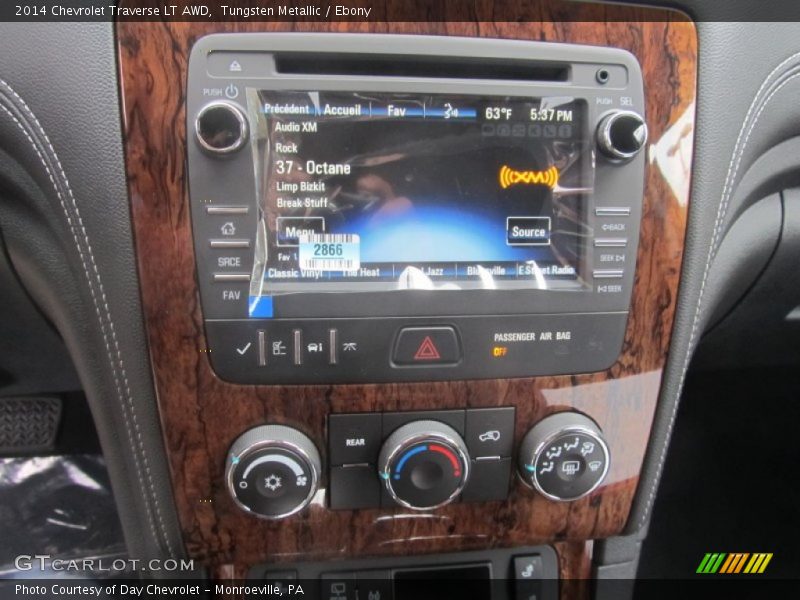 Tungsten Metallic / Ebony 2014 Chevrolet Traverse LT AWD
