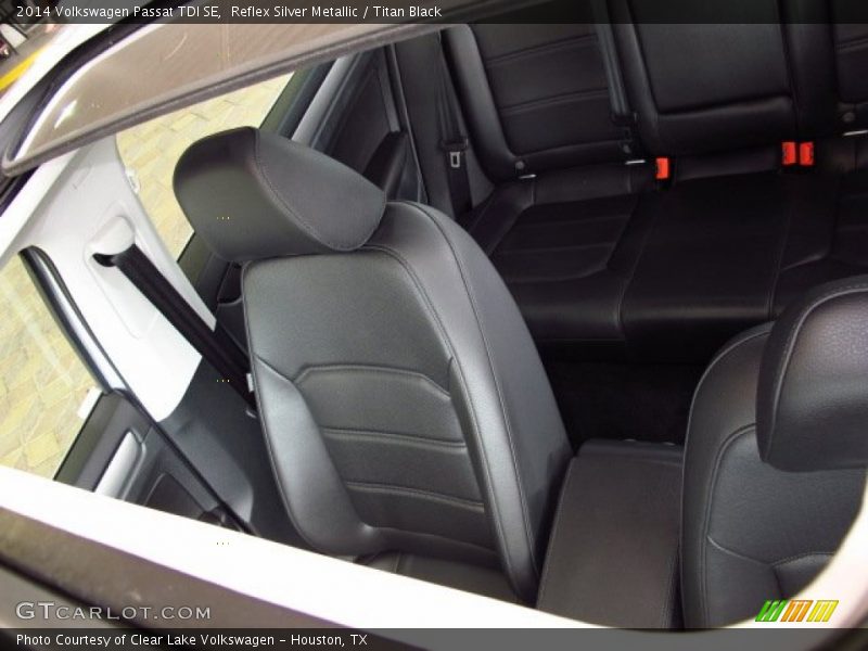 Reflex Silver Metallic / Titan Black 2014 Volkswagen Passat TDI SE