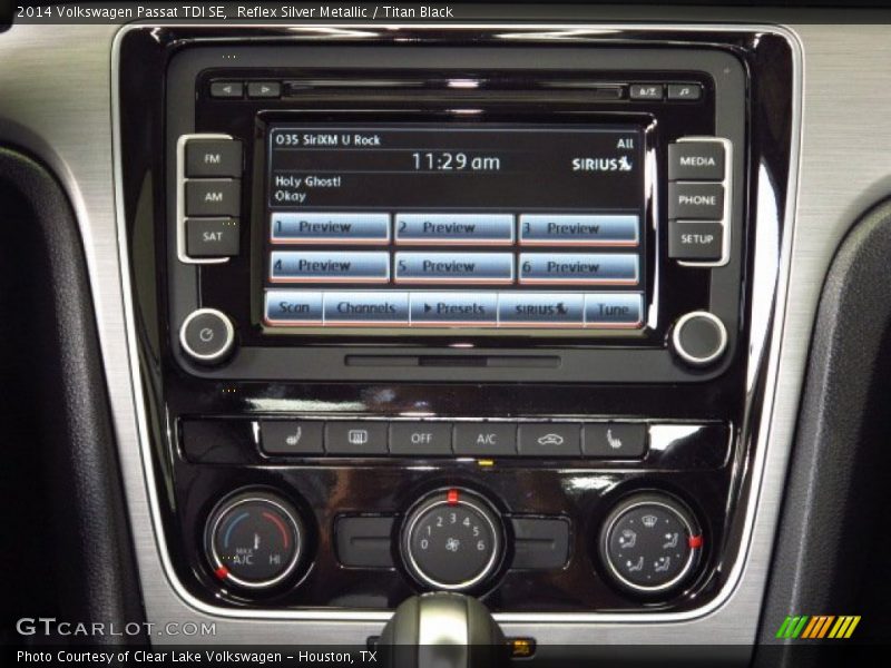 Reflex Silver Metallic / Titan Black 2014 Volkswagen Passat TDI SE