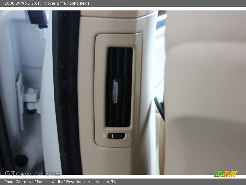 Alpine White / Sand Beige 2008 BMW X5 3.0si