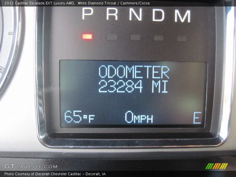 White Diamond Tricoat / Cashmere/Cocoa 2012 Cadillac Escalade EXT Luxury AWD