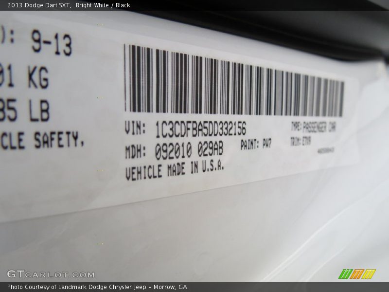 Bright White / Black 2013 Dodge Dart SXT