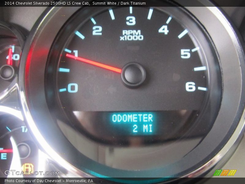 Summit White / Dark Titanium 2014 Chevrolet Silverado 2500HD LS Crew Cab