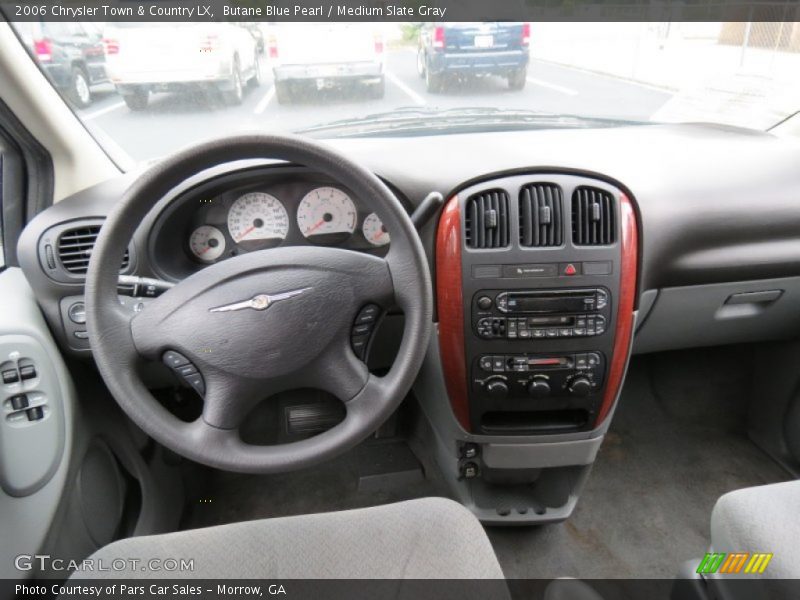 Dashboard of 2006 Town & Country LX