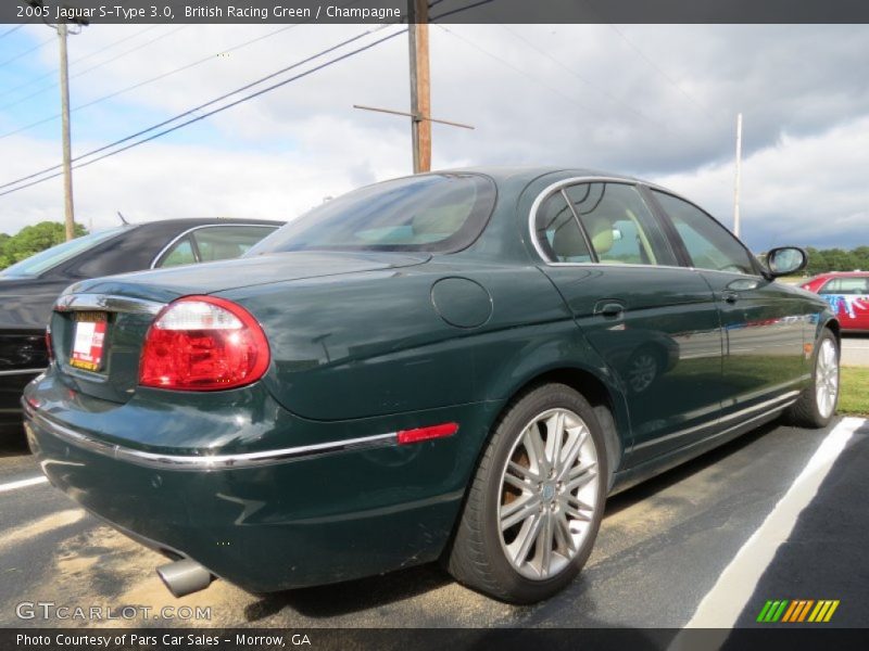 British Racing Green / Champagne 2005 Jaguar S-Type 3.0