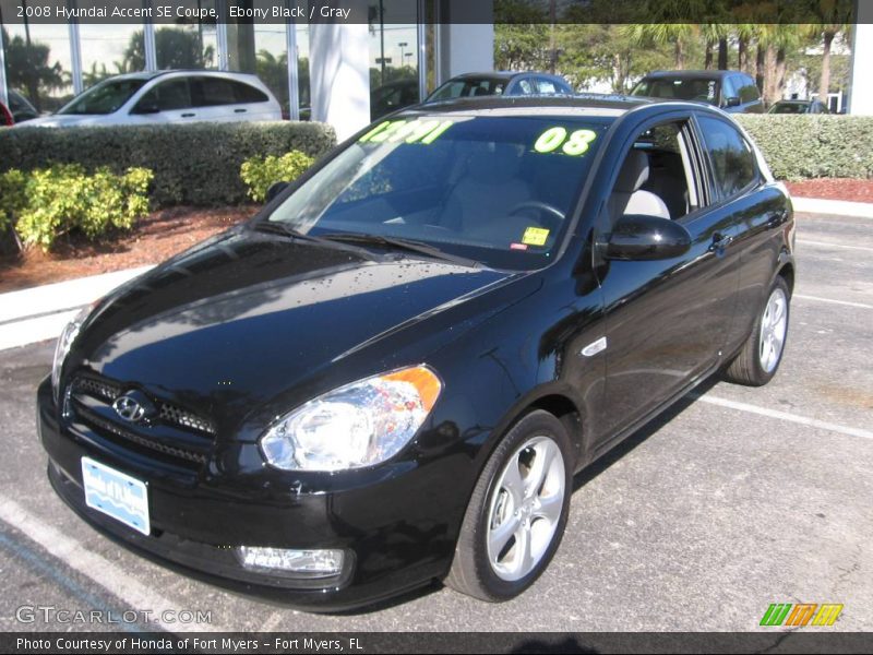 Ebony Black / Gray 2008 Hyundai Accent SE Coupe